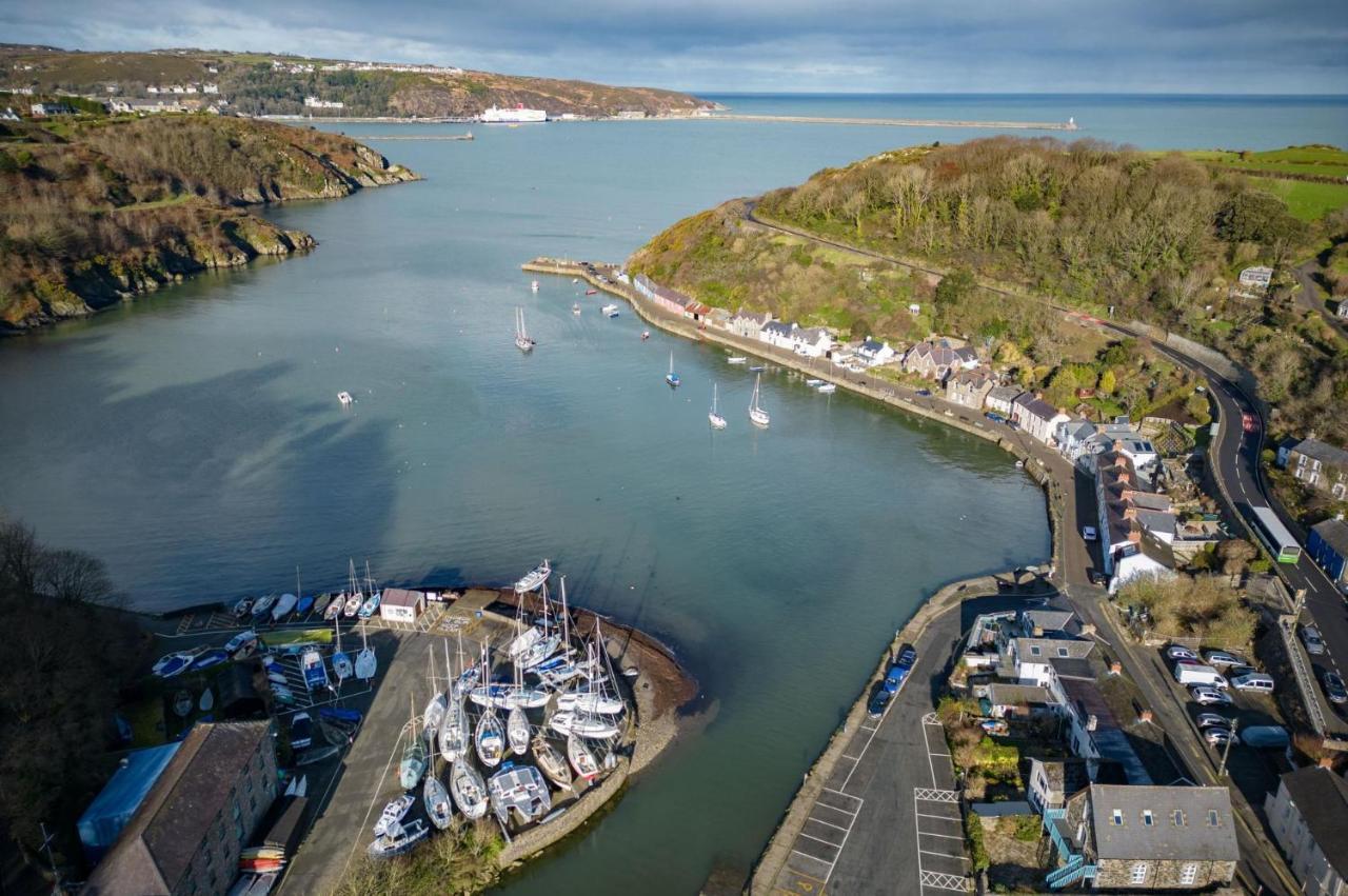 Llais Afon - 3 Bedroom Holiday Home - Fishguard Exterior photo