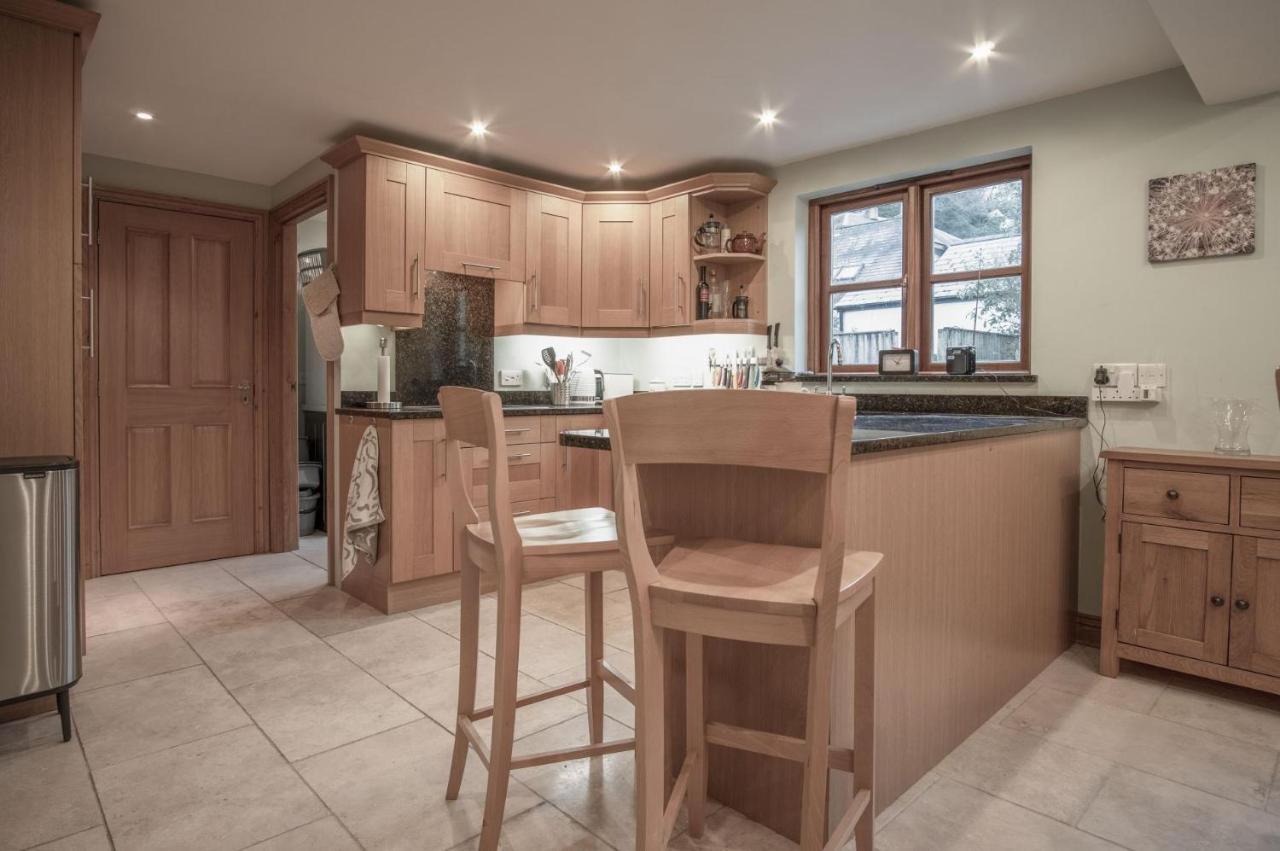 Llais Afon - 3 Bedroom Holiday Home - Fishguard Exterior photo