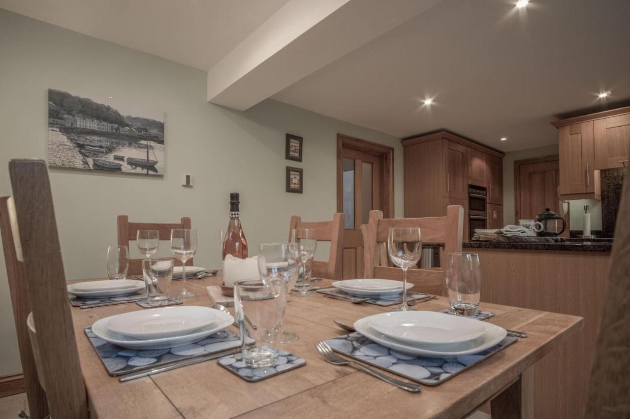Llais Afon - 3 Bedroom Holiday Home - Fishguard Exterior photo